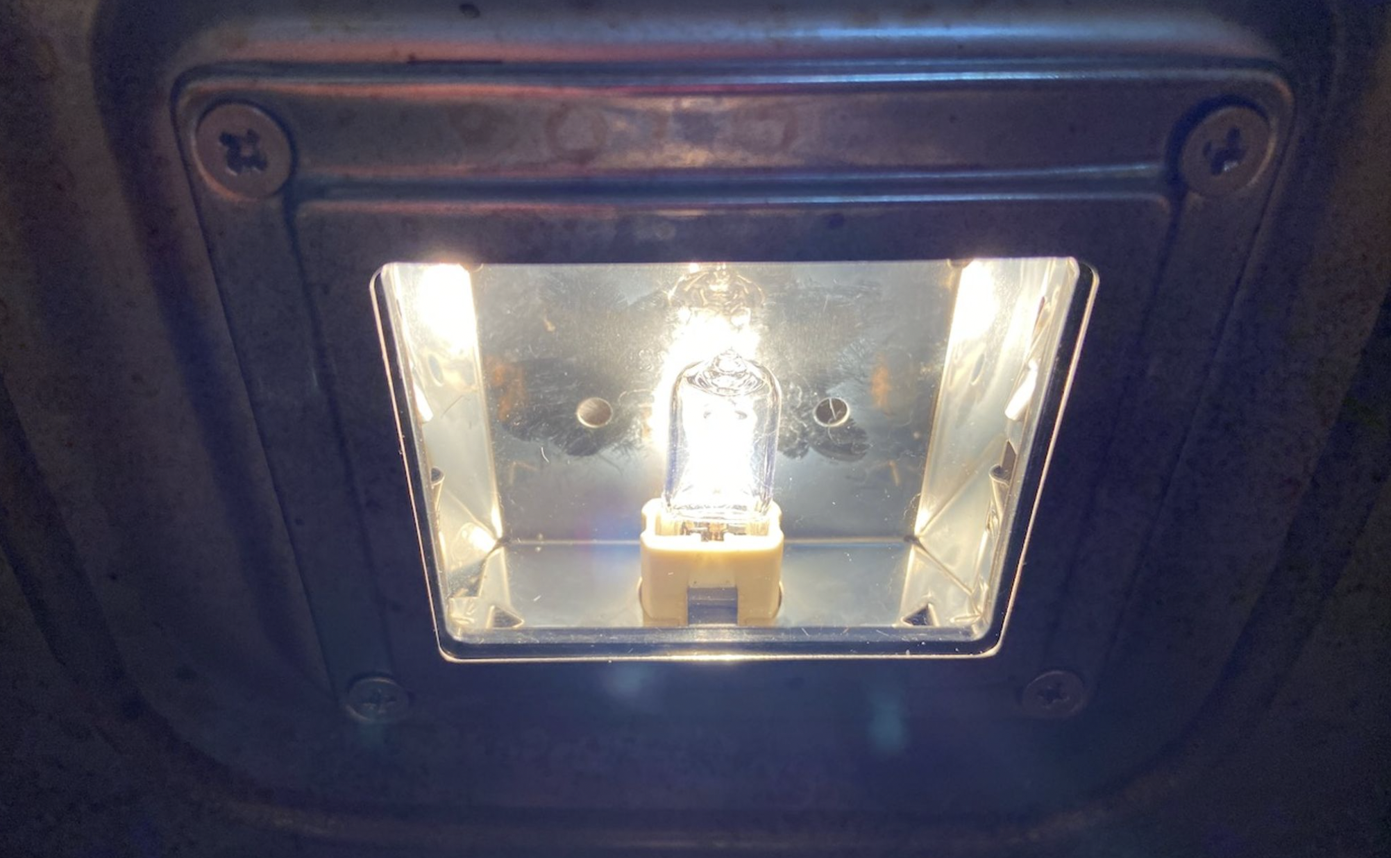 How to remove the oven lamp cover and replace lamp or glass? – Anova  Support