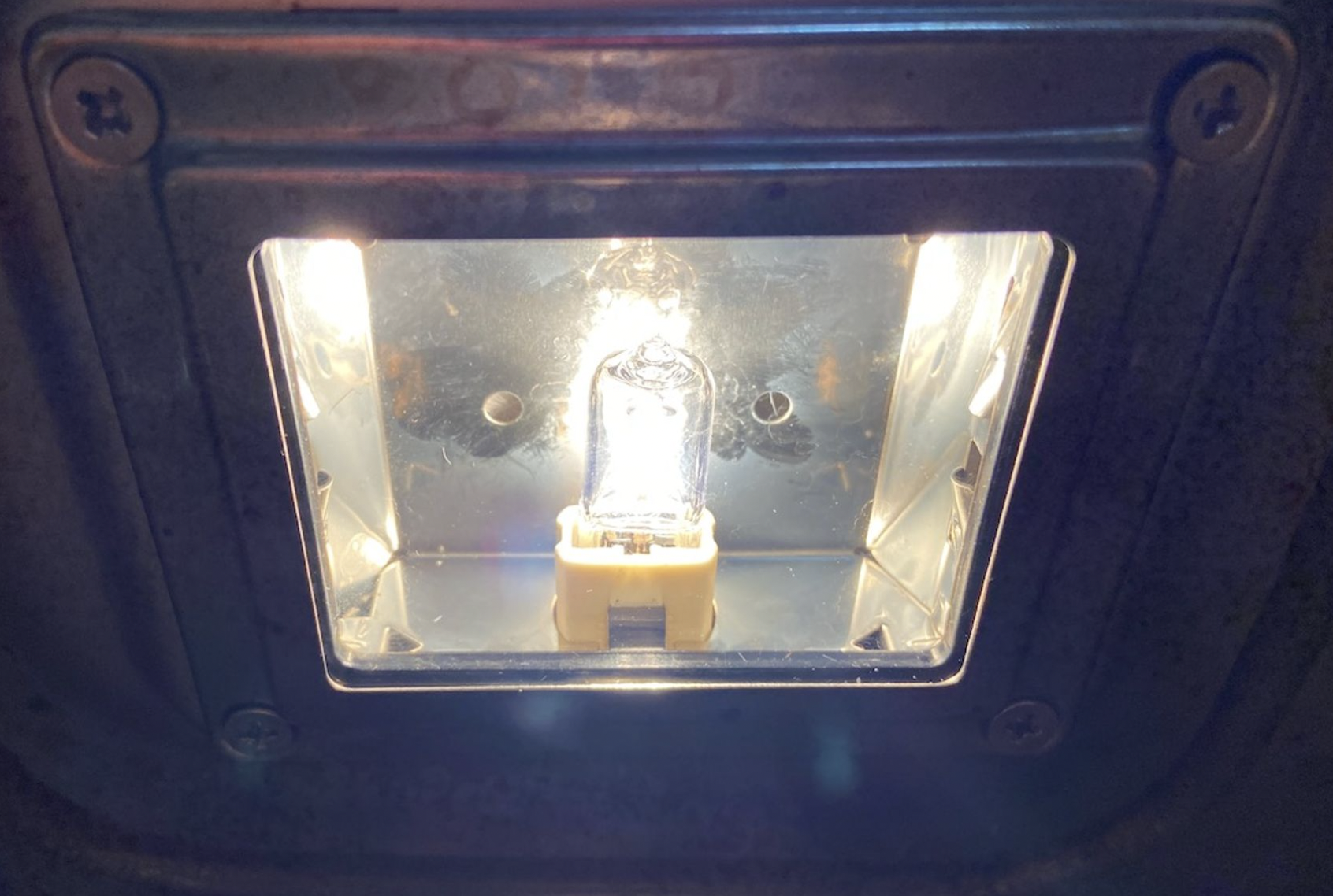 How to Replace an Oven Light